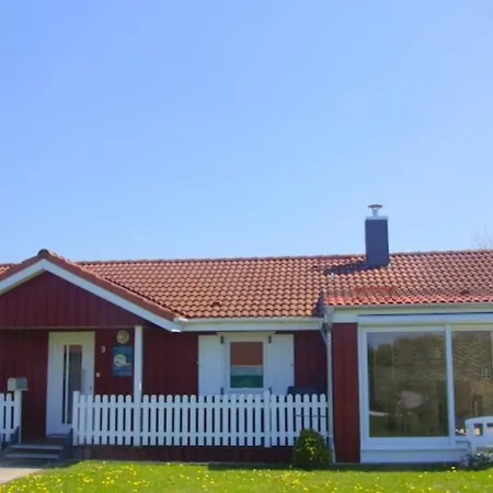 4 Personen Mit Kaminofen, Wintergarten Und Kanu, Mit Einem Wundervollen Blick Auf Den In * Otterndorf
